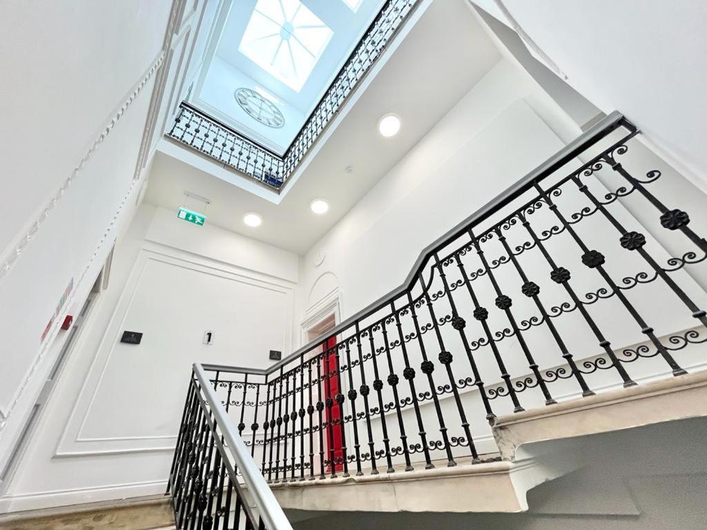 Unique & Luxurious 2 Bedroom City Centre Apartment Nottingham Exterior photo